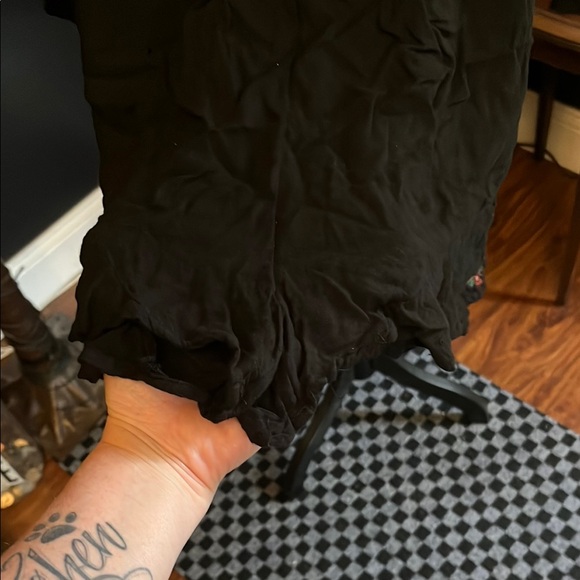 American Eagle Black Floral Embroidered romper - Picture 6 of 8